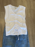 SLVLESS V NECK TOP W/RUCHING